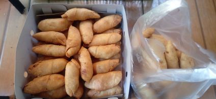 Raja Molen Raja outlet 141 pesanan sore diambil sendiri ke rumah